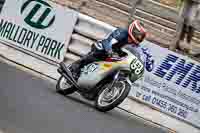 Vintage-motorcycle-club;eventdigitalimages;mallory-park;mallory-park-trackday-photographs;no-limits-trackdays;peter-wileman-photography;trackday-digital-images;trackday-photos;vmcc-festival-1000-bikes-photographs
